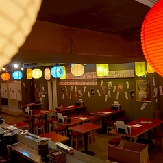 会社帰りにお一人でのご利用や、少人数で二軒目でのご利用などお気軽にお越しいただけます。明るく活気のあるお店づくりをして皆様のご来店を心よりおまちしております◎