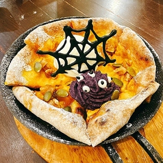 いたずらモンスターの窯焼きドルチェ