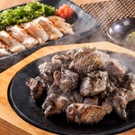 宮崎ブランド地鶏【みやざき地頭鶏】豪快な炭火で一気に焼き上げるシンプルで力強い名物じとっこ焼き