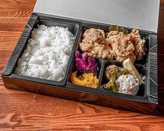 鶏のから揚げ弁当