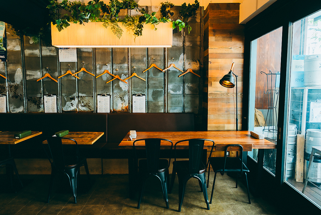 UNDERGROUND 赤羽の写真ギャラリー