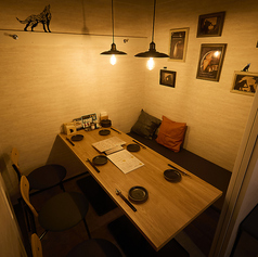 ゆっくりと寛げる完全個室をご用意しております。