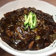 大人気！韓国料理！