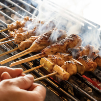 備長炭で1本1本丁寧に焼き上げます！