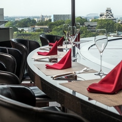 THE MOMENT ザ モーメントの特集写真