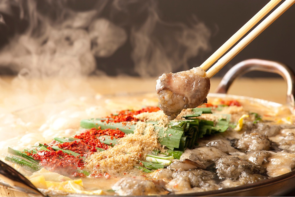 地鶏料理ともつ鍋が旨いお店が錦に登場!!