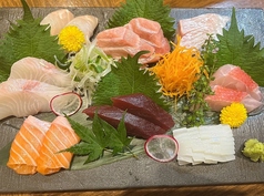 お刺身盛り合わせ 並盛
