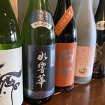 当店はドリンクメニューも自慢。ざくろビールなど、どのドリンクも当店の料理との相性ぴったりです！