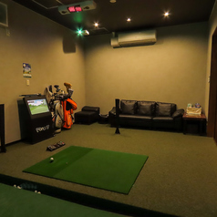 シミュレーションゴルフバー Shot One ショットワンのコース写真