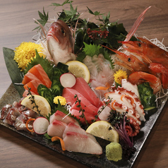 旬の食材を活かした多彩な宴会メニュー