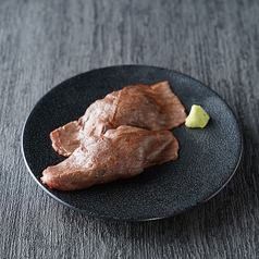 炙り肉寿司(2貫)