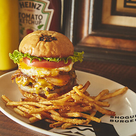 サイドメニューやトッピングで自分好みにカスタマイズ◎