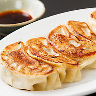 心を込めた手作り餃子で楽しむ本格中華の味わい