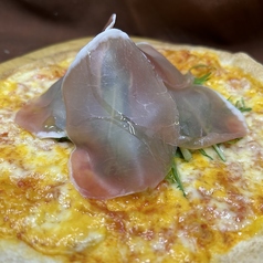 生ハムと水菜のピッツァ