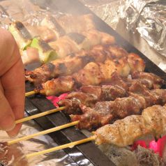 こだわり！炭火焼！焼き鳥はもちろん、魚介も炭火で！