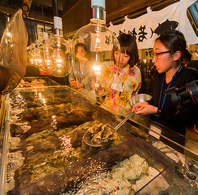 豊田の居酒屋で北海道産牡蠣のすくい採り！