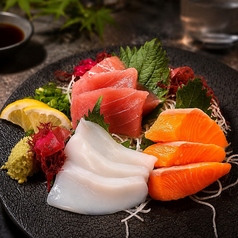 刺身盛り合わせ3種