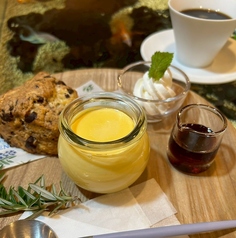 なめらかプリンのカフェプレート