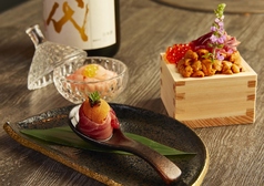 最魚の晩餐 寿司と牡蠣と日本酒の裏切りの特集写真