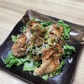 料理メニュー写真 ネギ盛り油淋鶏