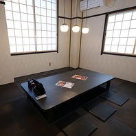 ゆったり寛げる個室もご用意しています。