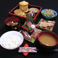 ランチメニューも充実♪お昼から大満足！