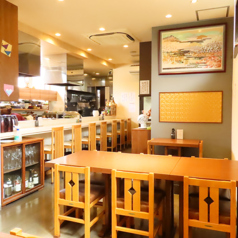 店舗貸切は最大31名様まで対応可能。ご家族でのお集まり、会社での会食、地域行事の打ち上げなど、幅広いシーンでご利用いただけます。