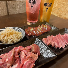 モツ焼屋ヒヅメボーイの特集写真