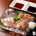 料理メニュー写真 炙り親鶏のたたき 盛り合わせ