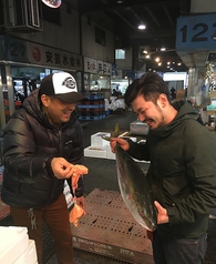 毎朝市場からぷりぷりの鮮魚を仕入れております！！の写真