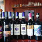 店主が一本一本目利きした、個性豊かなブルネッロ。それぞれのワインが持つ奥深い香りと味わい。