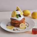 料理メニュー写真&nbsp;【5月限定】塩バニラクリームとシュガーバターのパンケーキ　レモンティーソース