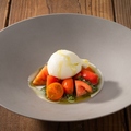 料理メニュー写真&nbsp;ブッラータチーズとトマトのオレンジマリネ