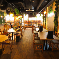 Green Green Korean Dining グリーングリーンコリアンダイニングの雰囲気2