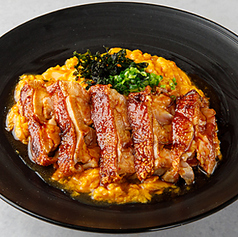 名古屋コーチンももステーキ親子丼