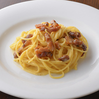 ベーコンとタマゴのスパゲッティ“カルボナーラ”
