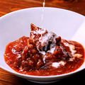 料理メニュー写真&nbsp;牛すじ赤ワイン煮込み(デミソース)