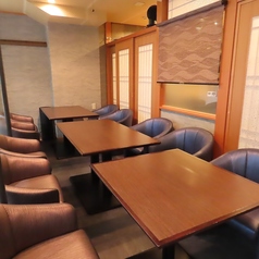 【少人数から大型宴会までご対応！】お食事利用だけでなく、宴会利用も大歓迎！人数次第では店舗貸切の対応も可能です。周りを気にせず、ごゆっくりお食事、飲み会をお楽しみいただけます。