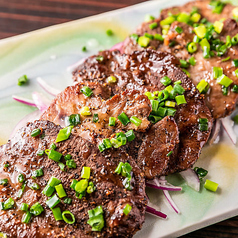 厚牛タン炭火焼き