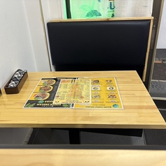 少人数でのご宴会にも◎　3～4名のご宴会などにぴったりなボックス席です。デートやランチにも◎