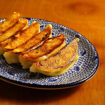 餃子とどて煮うさぎ屋のおすすめ料理1