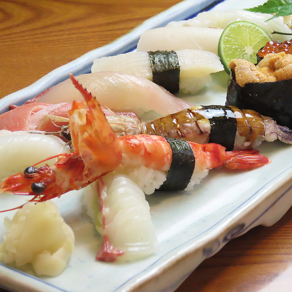 釣り好きの大将目利きの鮮魚！その日の旬のネタを握った自慢の「お寿司」でお愉しみいただけます。