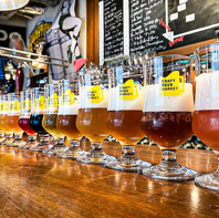30種のクラフトビールを楽しめる