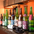 【海鮮居酒家うみやの魅力紹介　その3】《日本酒の取り揃えが豊富！》　日本酒は常時20種類を日替わりで取り揃えております！珍しい銘柄や季節限定のものが入荷することも♪