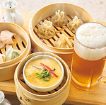 あっつ熱の蒸したて点心とお酒の相性◎！