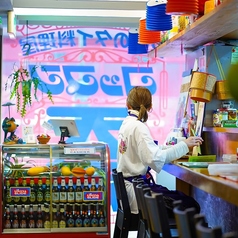 カウンター席×8席