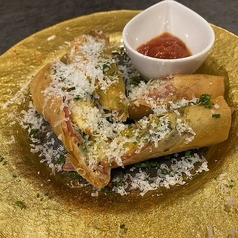 ヤングコーンとペコリーノ・ノロマの春巻き　1本～