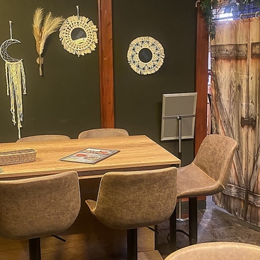 カジュアルダイニングルーフレス戸塚店の雰囲気1