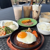 【満足感◎本日のデリ5種・ライス・スープもセット】