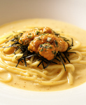 大人気！濃厚うにクリームパスタ
